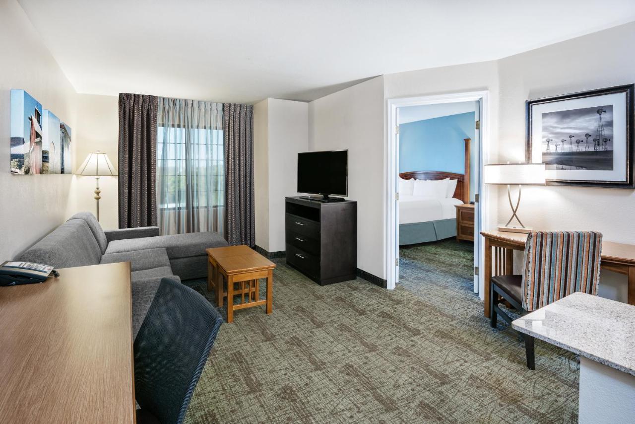 Staybridge Suites Austin Round Rock By Ihg Room photo